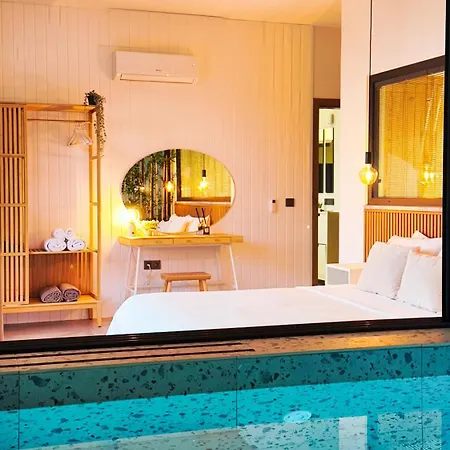 Oxy Private Pools & Seaview & Heated Indoor Pool Göcek