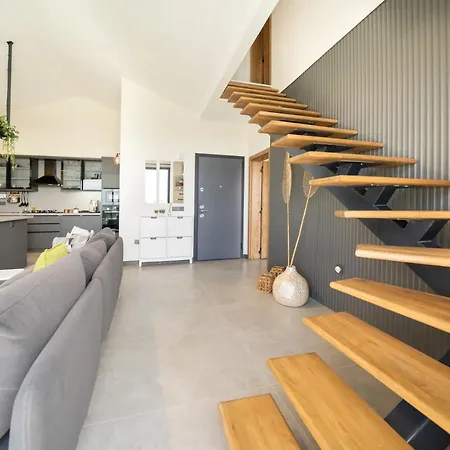 Oxy Private Pools & Seaview & Heated Indoor Pool Villa *